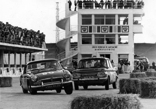 3 MG Coupes de Paris 1968.jpg