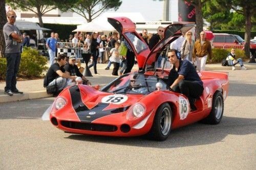 Lola T70