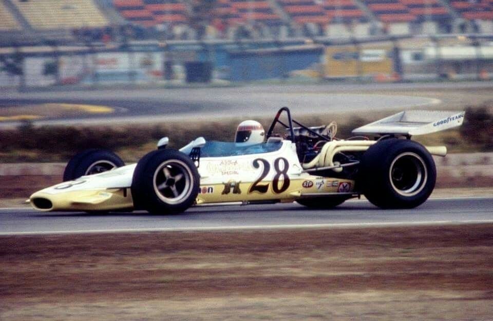 9- Stewart-Foyt