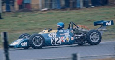 Alain-Prost-1976-Le-Mans-Formule-Renault-@-DR