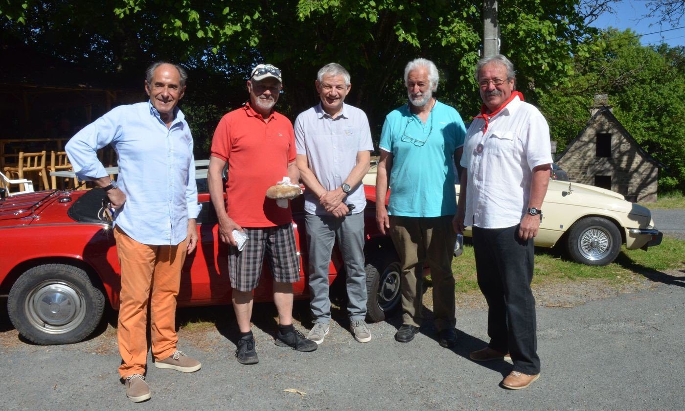 Les clefs du succès : (de G à D) Jean-Paul Brunerie (Volants & Fouchettes), Guy Ollinger (Pdt Amicale Spitfire), Jean-Paul Trichet (Domaine des Monédières), Dominique Dorme (Meyrignac) Michal Malartre (organisateur).