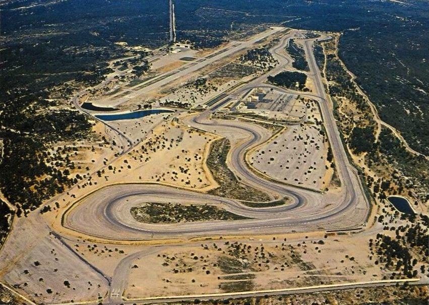 Classic Courses -Circuit Paul Ricard-1969 - Circuit en construction 