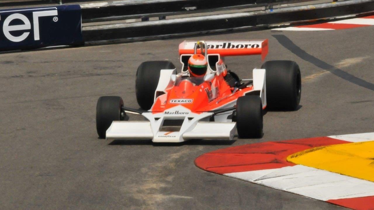 Eddie Irvine GB - McLaren M26 @ Classic Courses