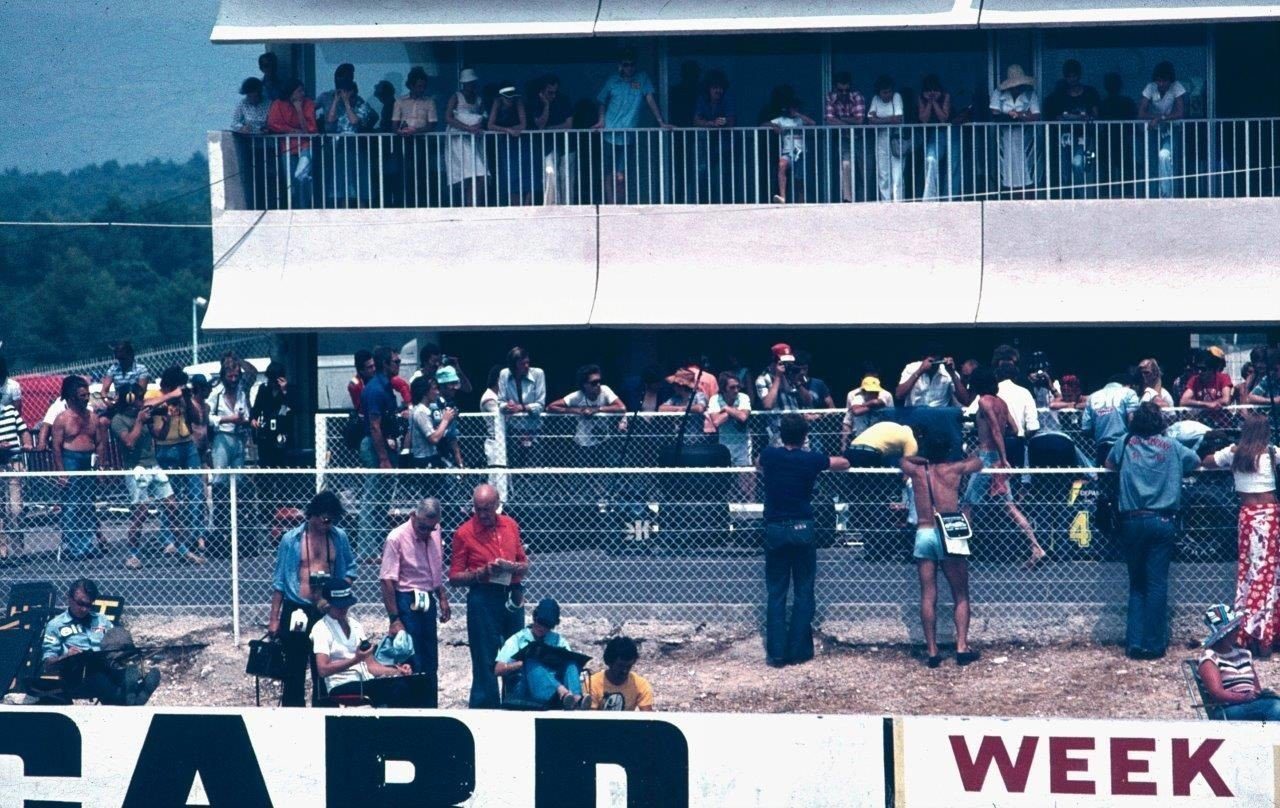 GP France 1976 Paul Ricard - Stands Tyrrell © Olivier ROGAR