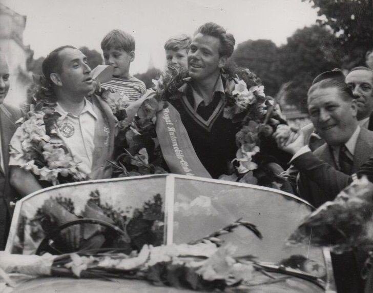 Johnny Claes et Jacques Ickx, vainqueurs du Liège-Rome -Liège 1951 - © collection Pascal Ickx