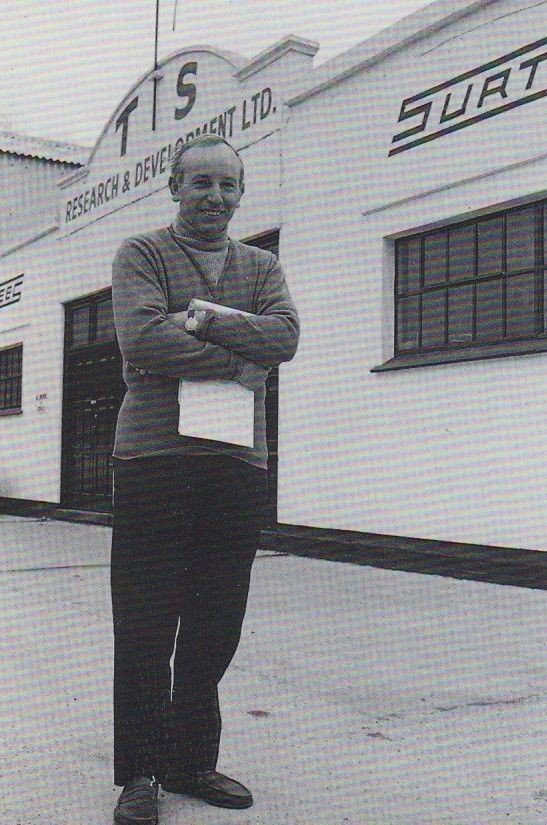 John Surtees Années 1970 Usine d'Edenbridge @ DR