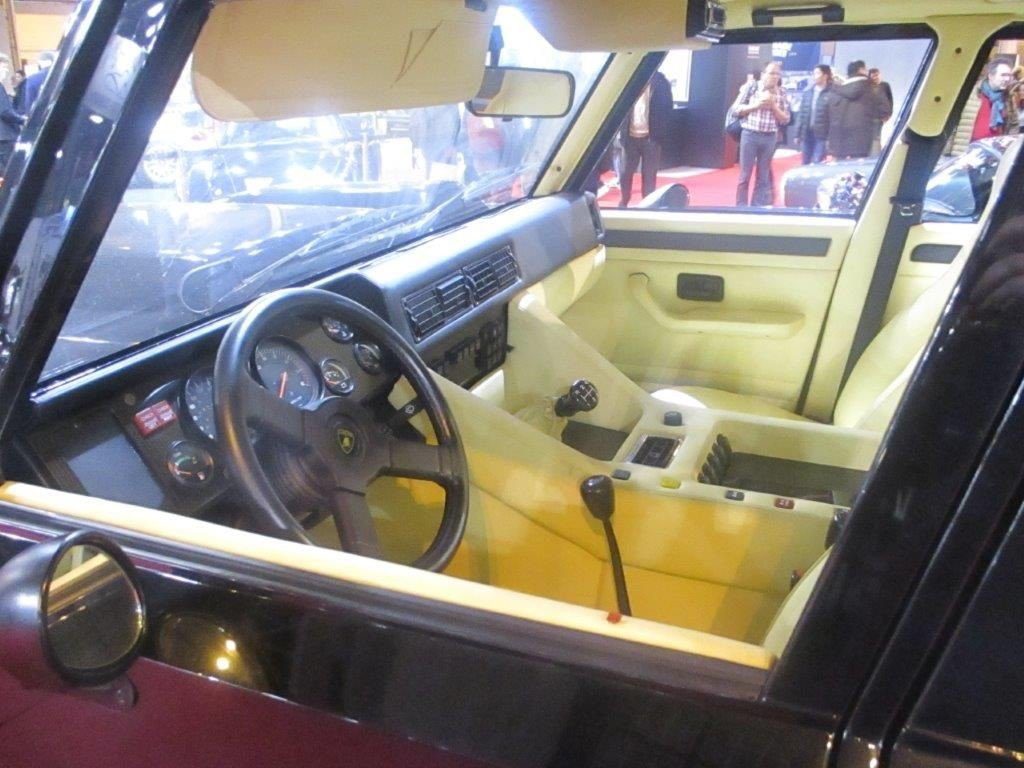 Retromobile 2018 - Automobilia-Lamborghini LM 002 @ Olivier Favre (2)