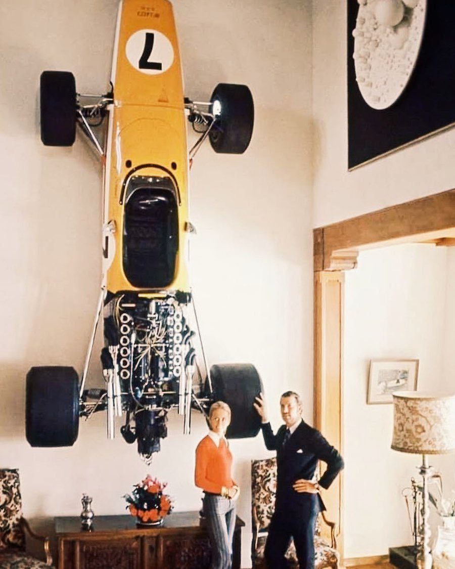 McLaren au mur