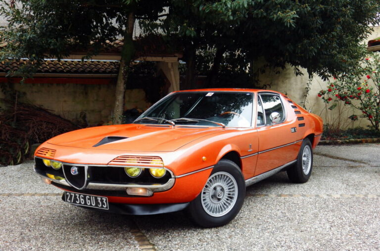 Alfa Romeo Montreal