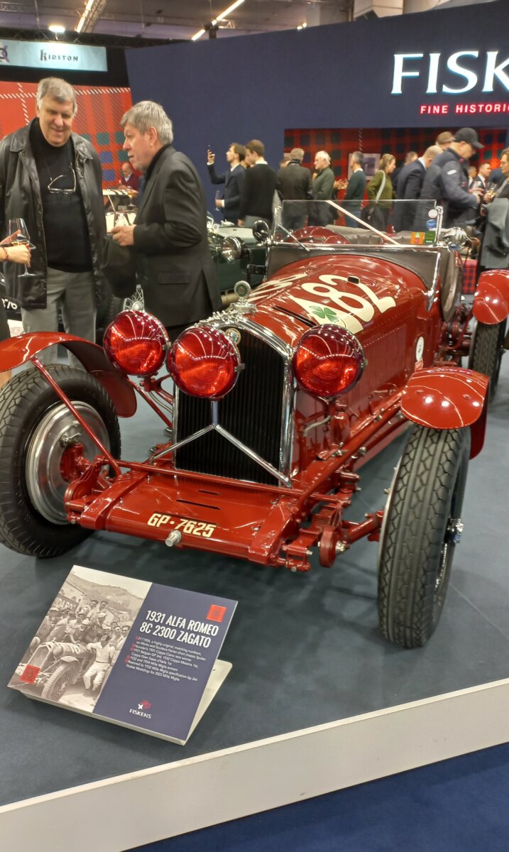 Alfa 1750 Rétromobile