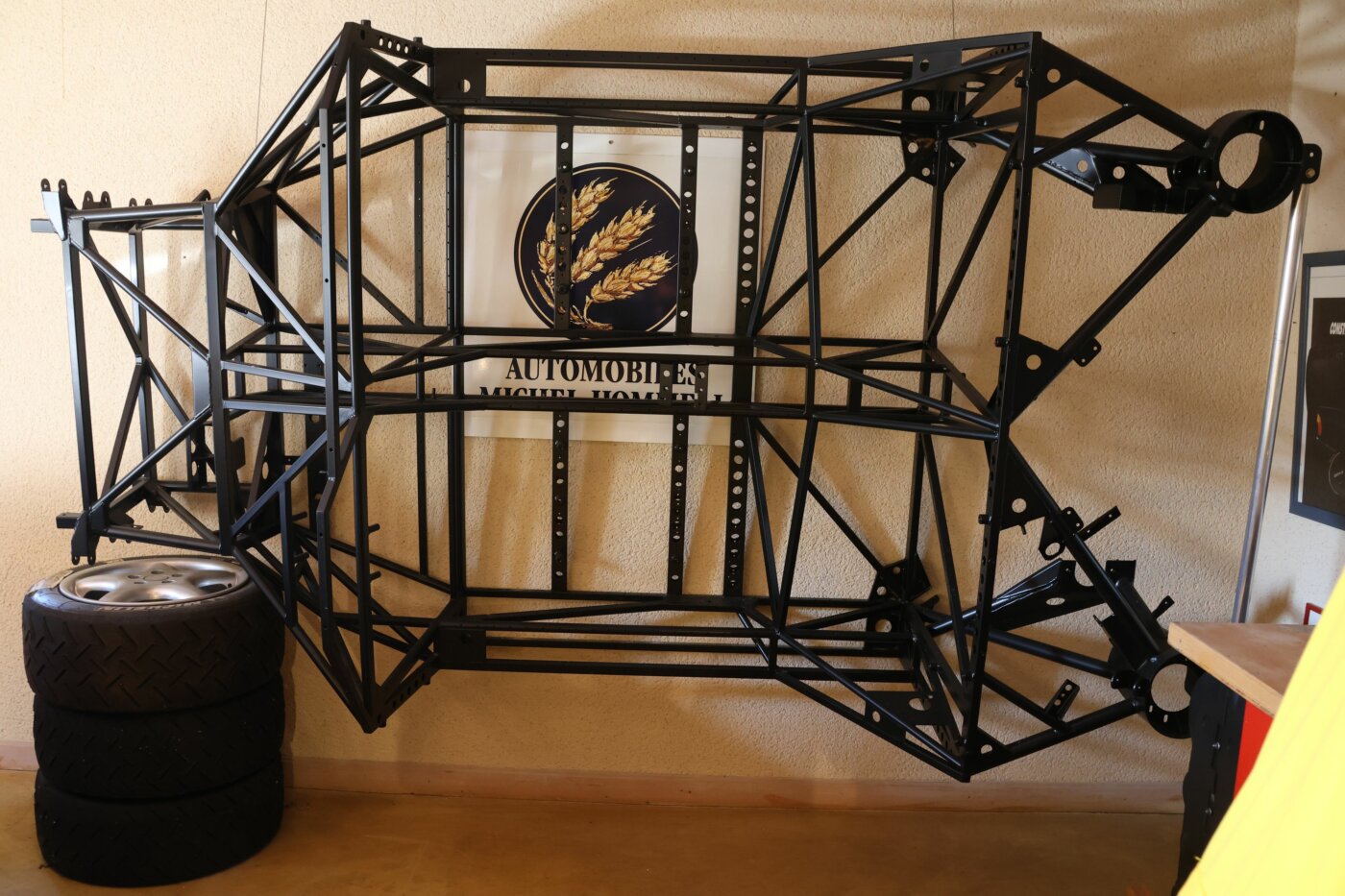 Gilles Dupré, Hommell